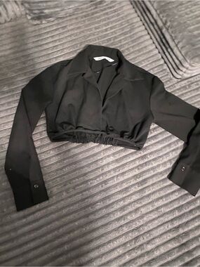 Zara Black Cropped Blouse
